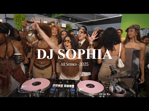 All Senses - DJ Sophia (R&B, Hip Hop e Edits (Ayra Starr, Beyoncé, Snoop Dogg, Teams, Flora Matos)