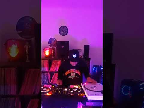 The Power Scratch #dj #mix #scratch #scratching #cuts #djmix #djremix #mixing #djmix #djremix #remix