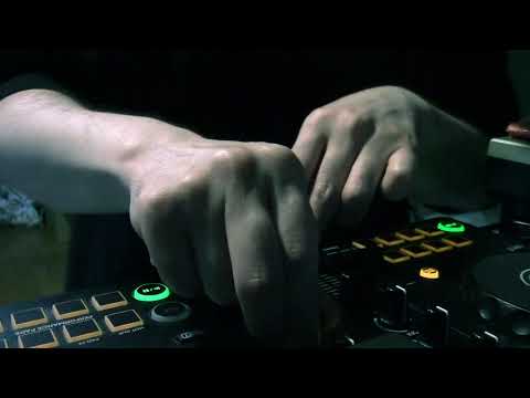 Summer DJ Mix!!! (Soul/Rap/R&B/Fusion/Bossa Nova/Reggae/Jazz)